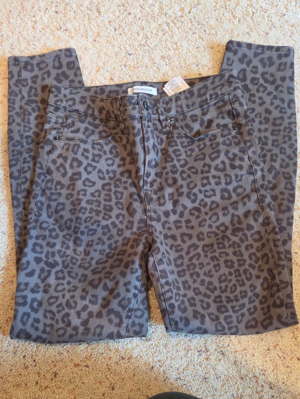 Good American Gray Leopard Print Women's Jeans